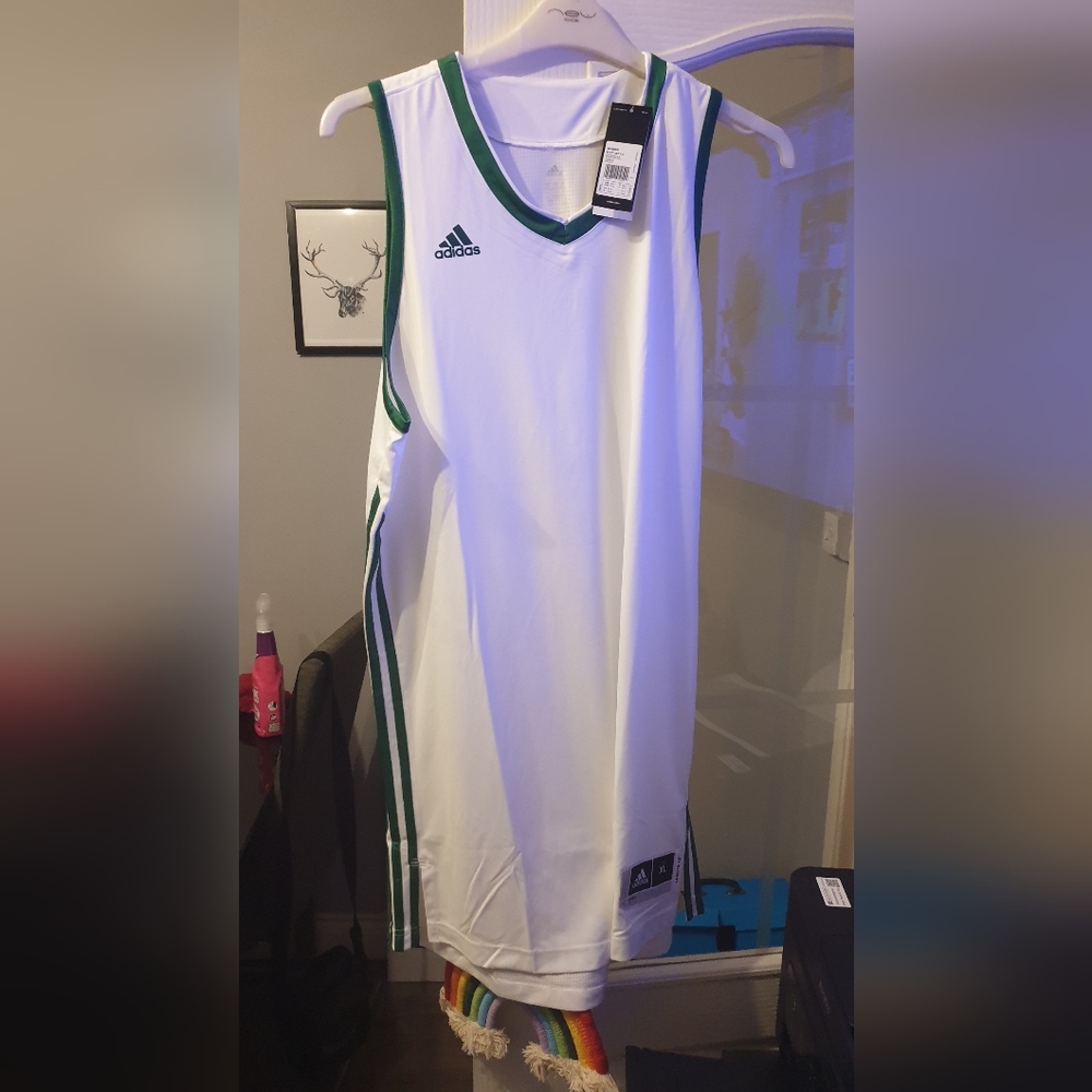 Adidas Basketball Vest - Picture 1 of 5